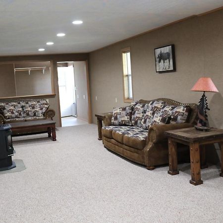 Moose Creek Resort เวสต์กลาเซียร์ ภายนอก รูปภาพ